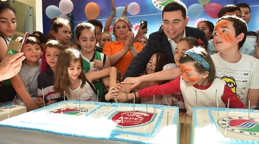 Kepez&rsquo;den 135 &ouml;ğrenciye doğum g&uuml;n&uuml;