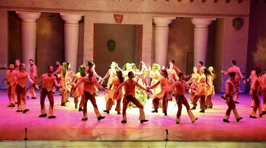 &Ouml;ğretmenlere Anadolu Ateşi g&ouml;sterisi