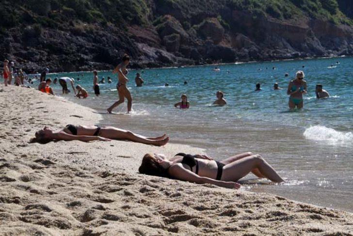 Memlekette kar, Alanya’da deniz keyfi  G3