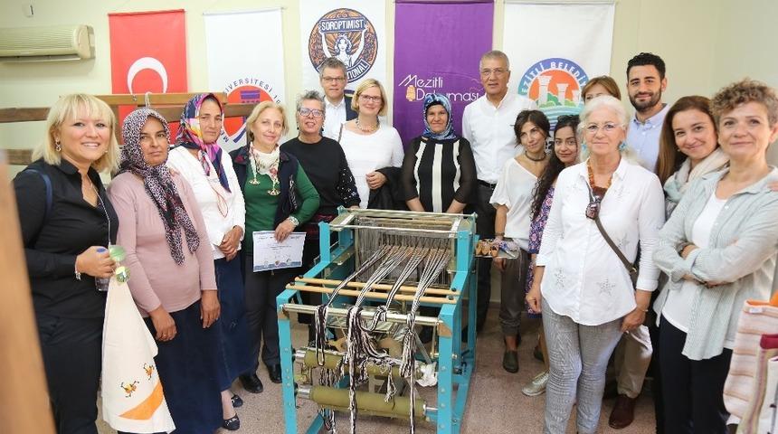 Dokuma kursiyerleri sertifikaları aldı