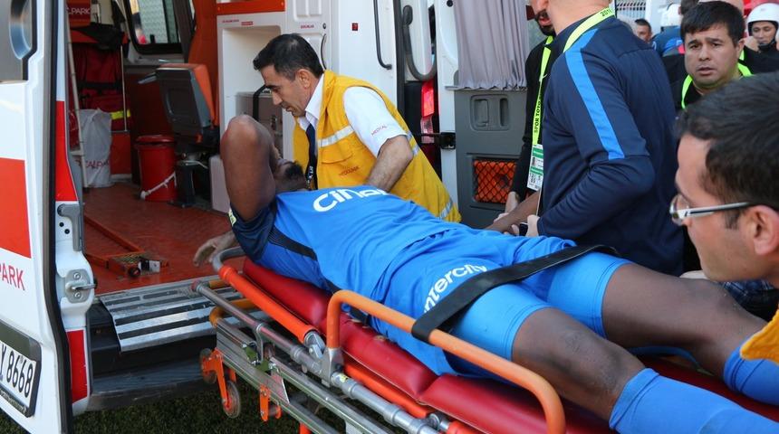 Batman - Kasımpaşa ma&ccedil;ında skandal olay! Hakem ma&ccedil;ı tatil etti