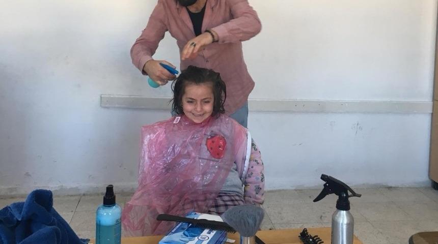 Adıyamanlı kuaf&ouml;rlerden &ouml;rnek davranış