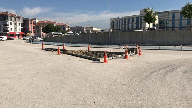 Trafiğin akışını rahatlatmak için çalışma yapılıyor