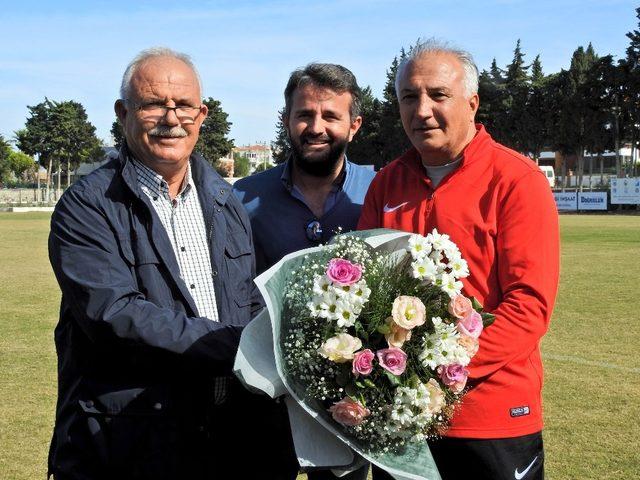 Çeşme Belediyespor Teknik Diretörü Çağın: 