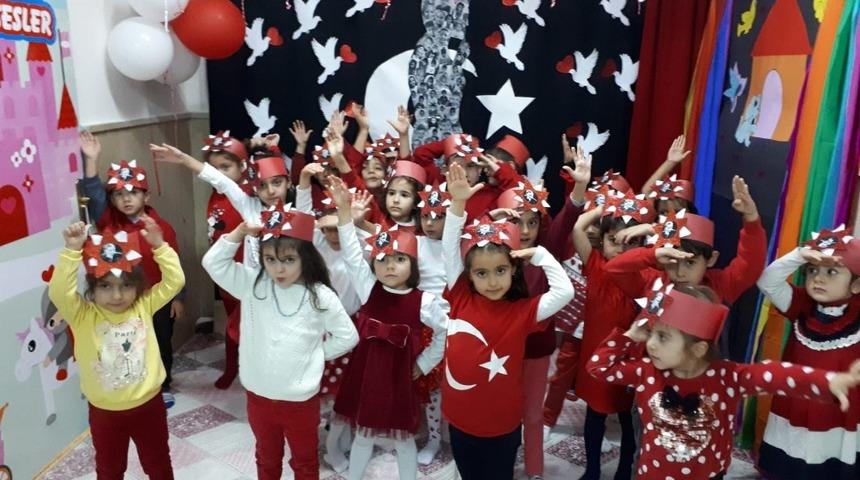 Minikler Kızılayın faaliyetlerini öğrendi