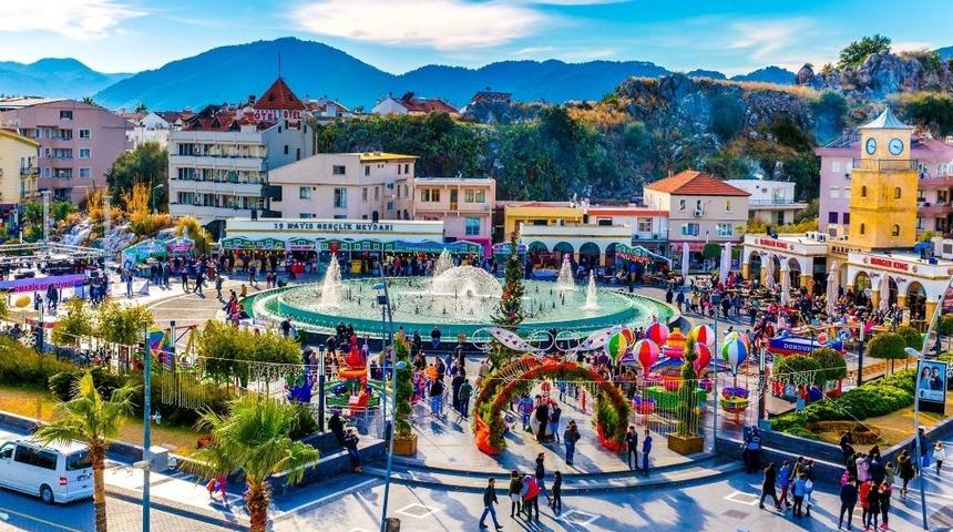 Ayaz Ata ve Noel Baba Marmaris&rsquo;te buluşuyor