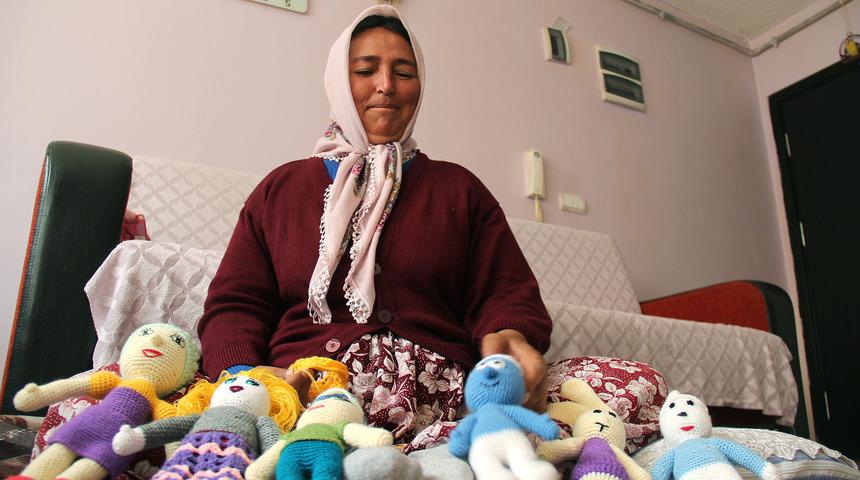 Engelleri &uuml;reterek aşıyor