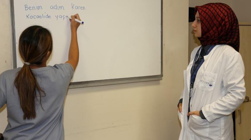 KOMEK&rsquo;te T&uuml;rk&ccedil;e dersleri