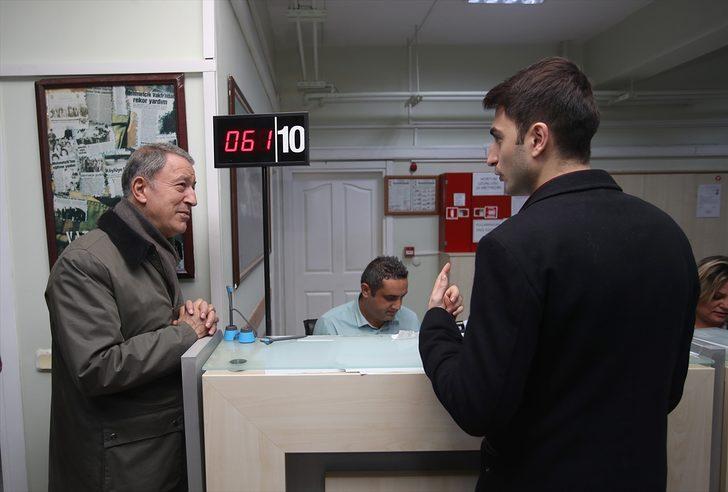 Milli Savunma Bakanı Hulusi Akar'dan askerlik şubelerine gece yarısı denetimi G1