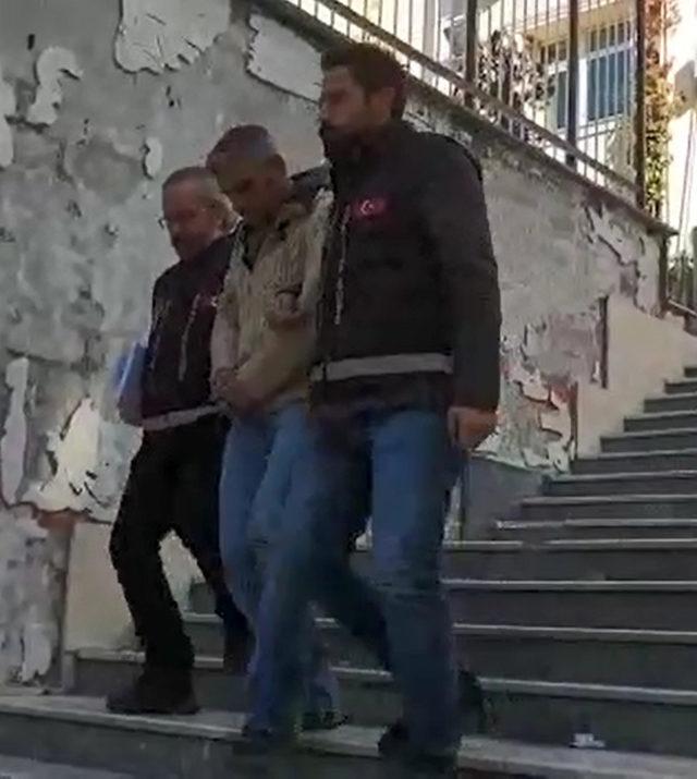 Çaldığı otomobilleri parçalarken yakalandı