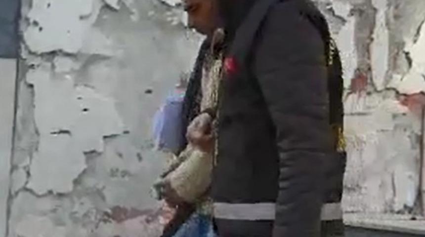 &Ccedil;aldığı otomobilleri par&ccedil;alarken yakalandı