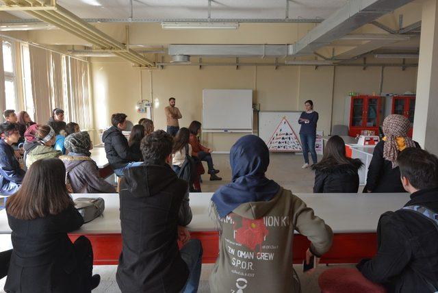 Darıca Ülkün Yalçın Anadolu Lisesi’nden Düzce Üniversitesi’ne ziyaret