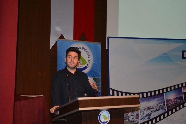 Düzce Üniversitesi’nde çağdaş sanatla ilgili konferans düzenlendi G4