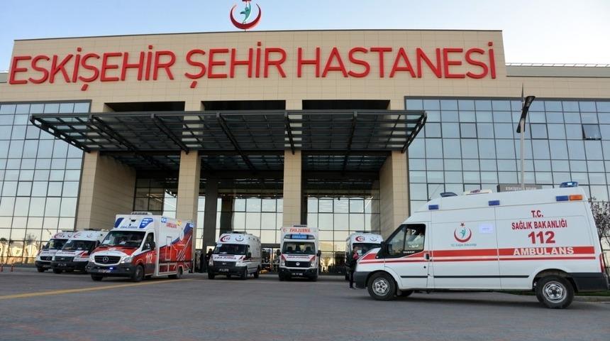 İlk g&uuml;n 5 bin hasta başvuru yaptı