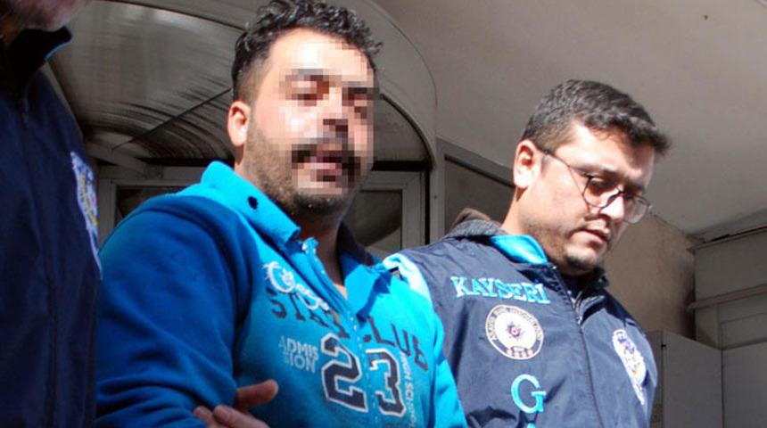 Mide bulandıran olay! İdrarını bir şişeye koyup...