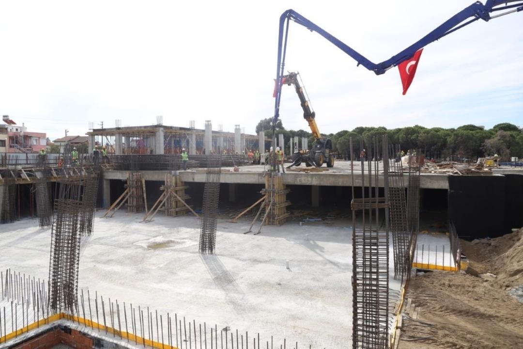 Burhaniye&rsquo;de yeni tesislerin temeli atıldı