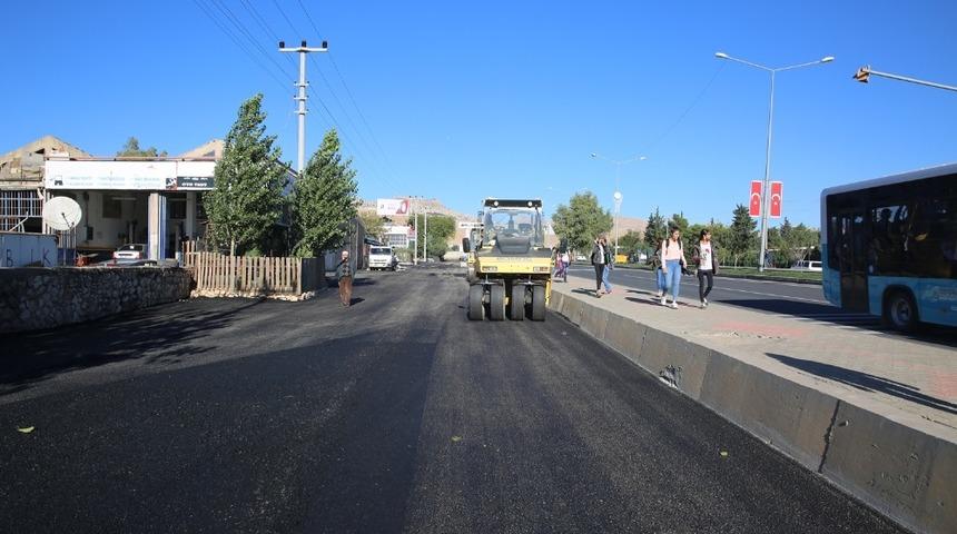 Sanayi sitesinin yolları asfaltlandı