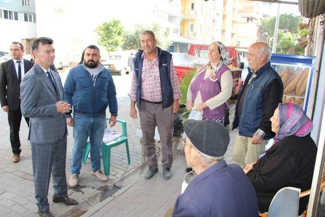 Başkan Akın seçim çalışmalarını İncirliova’da sürdürdü