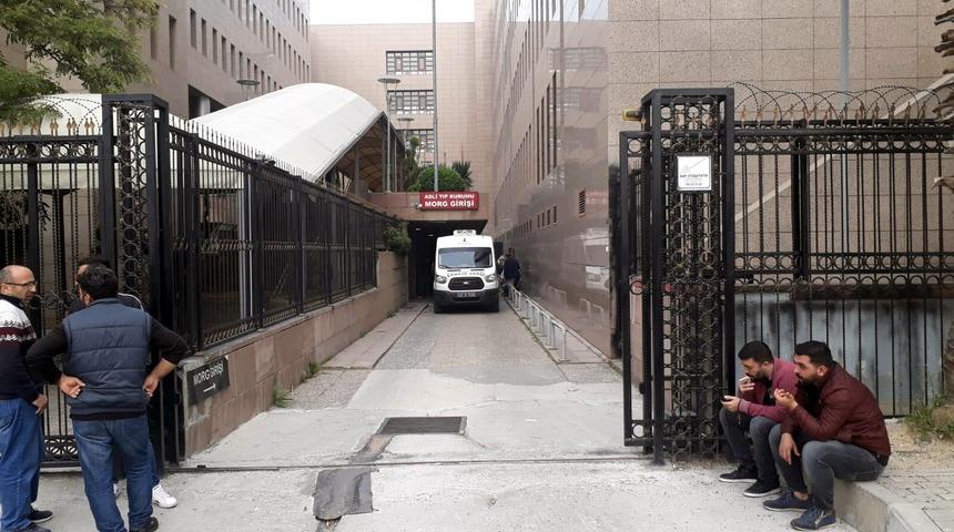 K&ouml;peğin getirdiği bebek cesedine otopsi yapıldı