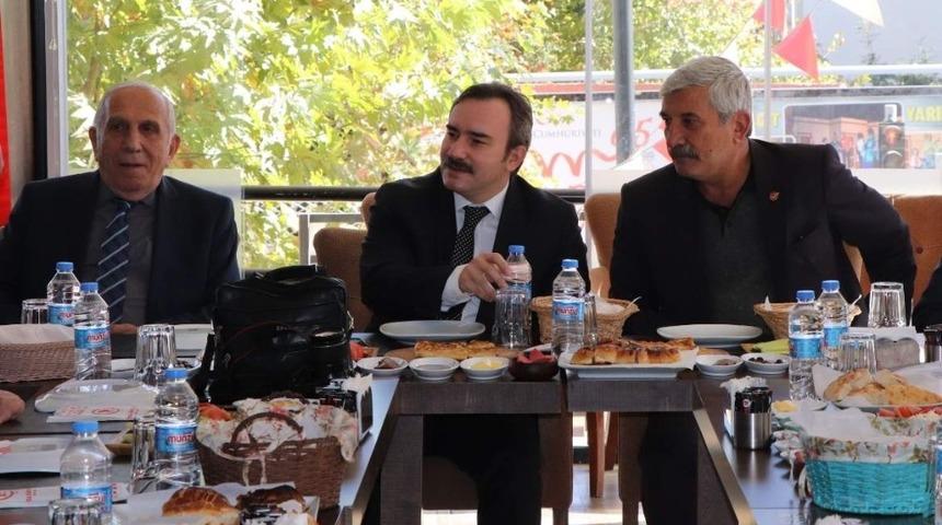 Başkan Taşkın gazetecilerle bir araya geldi