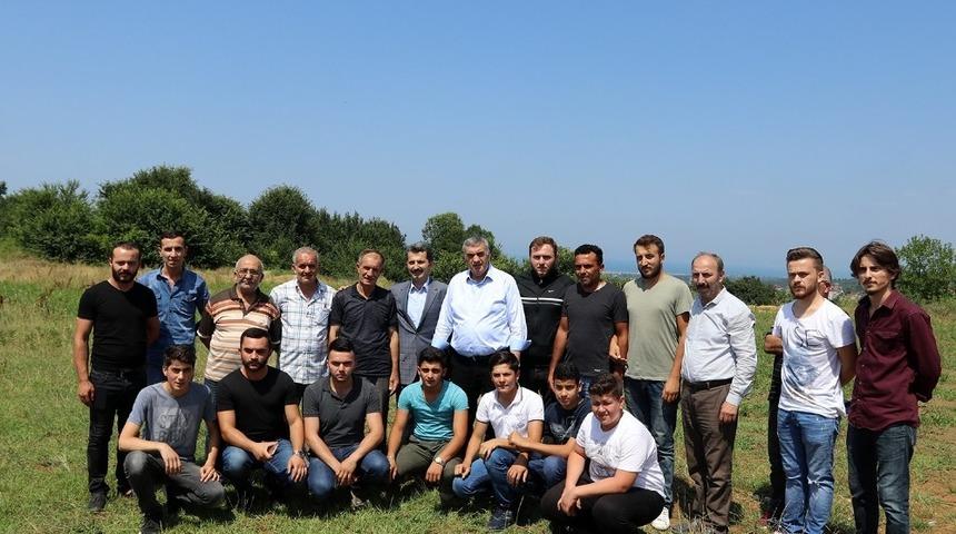 Kocaali&rsquo;de yapılacak olan futbol sahası i&ccedil;in &ccedil;alışmalar başladı