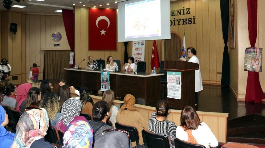 Mersin&rsquo;de meme kanseri farkındalık semineri