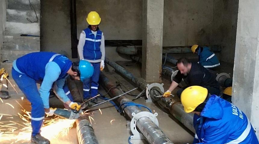 TOKİ konutlarına su verilmesi i&ccedil;in yoğun &ccedil;alışma s&uuml;r&uuml;yor