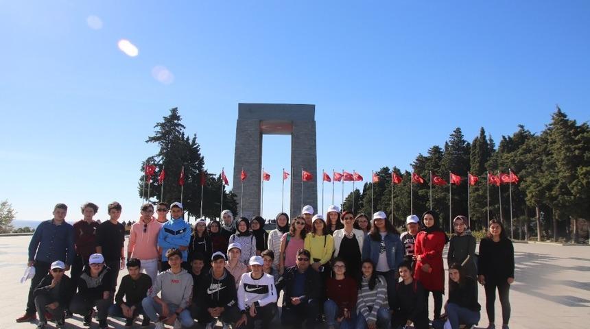 &Ccedil;orum polisinden &ccedil;ocuklara &Ccedil;anakkale gezisi