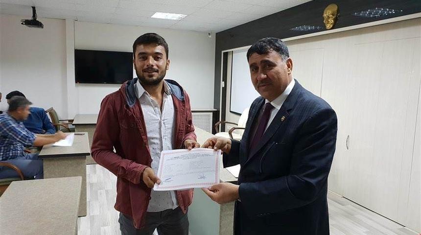 Eğitimini tamamlayanlar belgelerini aldı