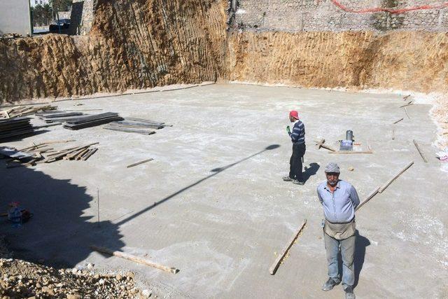 Çelikhan’ın çok amaçlı kültür merkezi inşaatı başladı