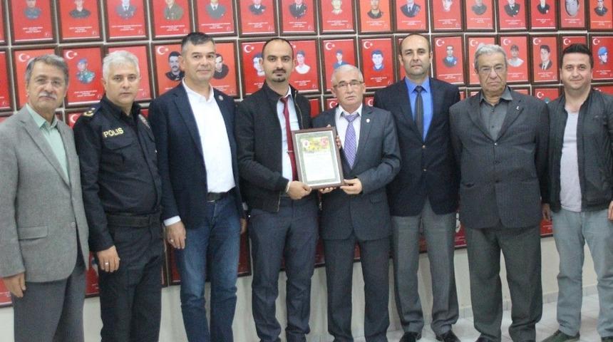 Şehit Aileleri Derneği anlamlı yardımı &ouml;d&uuml;llendirdi