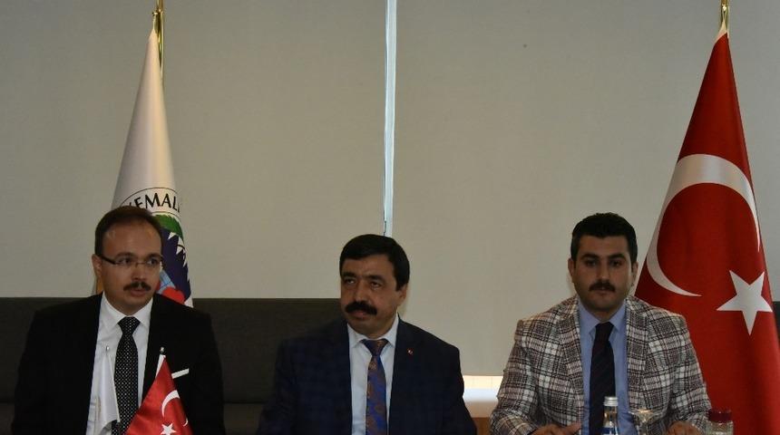 Kemalpaşa&rsquo;ya &uuml;niversite m&uuml;jdesi