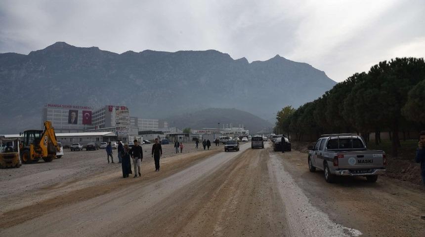 Başkan Erg&uuml;n&rsquo;den hastane yoluyla ilgili a&ccedil;ıklama