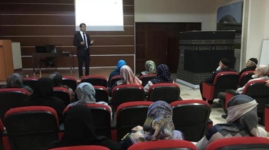 Erzincan&rsquo;da umre seminerleri başladı