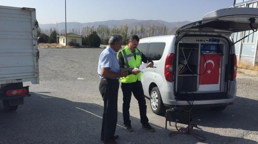 Erzincan&rsquo;da egzoz gazı emisyon &ouml;l&ccedil;&uuml;mleri devam ediyor