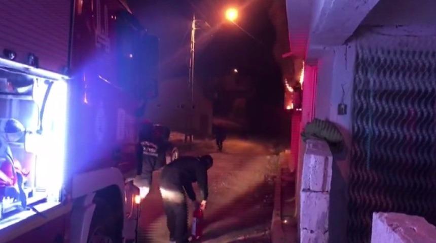 Horasan&rsquo;da ev yangını