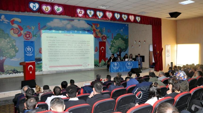 Bitlis&rsquo;te &rsquo;okul sporları&rsquo; m&uuml;sabakaları &ouml;ncesi bilgilendirme toplantısı