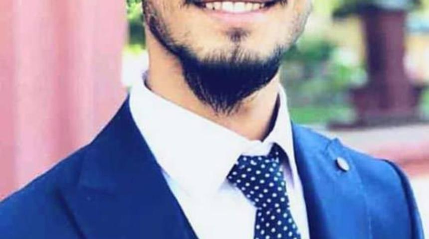 Otomobilin &ccedil;arptığı gen&ccedil; &ouml;ld&uuml;