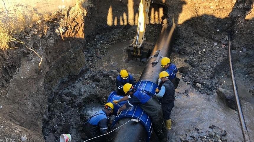 Erciş&rsquo;te su arızası giderildi