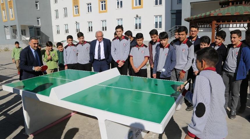 Develi Belediyesinin eğitime hizmetleri devam ediyor