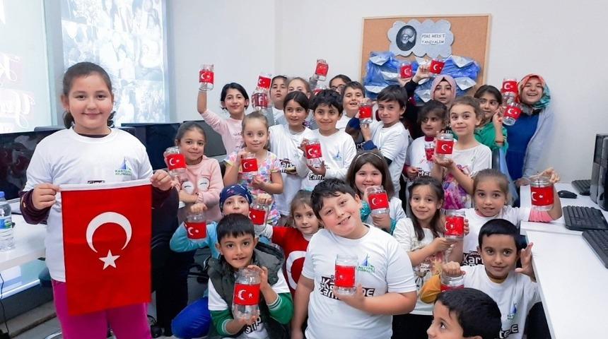 Bilgi Evleri&rsquo;nde Cumhuriyet Bayramı sevinci