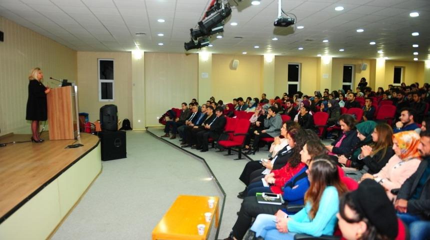 &lsquo;Peyzaj Mimarlığı Eğitimi&rsquo;nin 50. yıld&ouml;n&uuml;m&uuml;