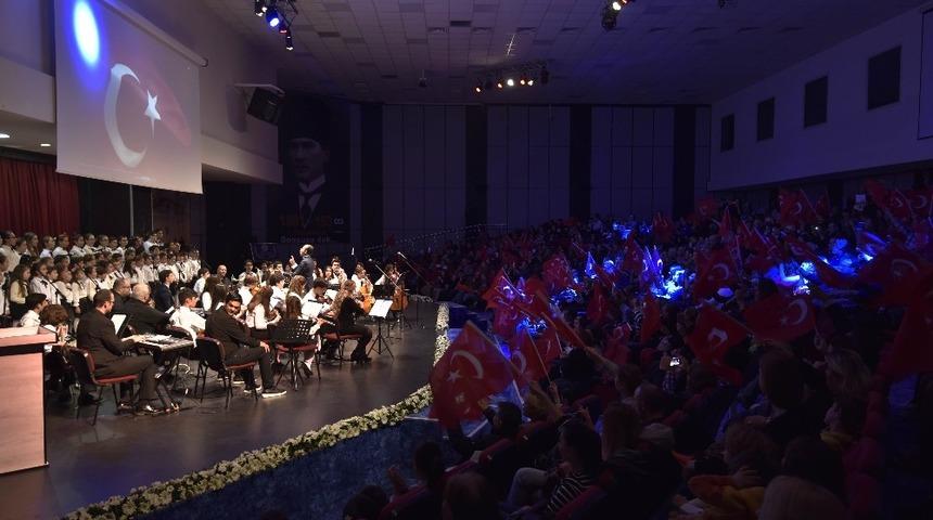 Muratpaşa’da Cumhuriyet ve Atatürk’e vefa konseri