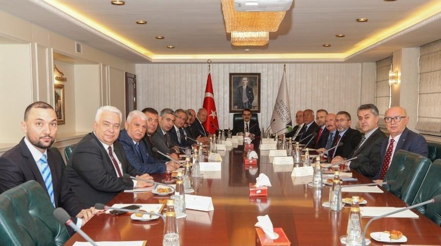 Enerji ve Tabii Kaynaklar Bakanı Fatih D&ouml;nmez&rsquo;den, ASO&rsquo;nun n&uuml;kleer projelerine destek