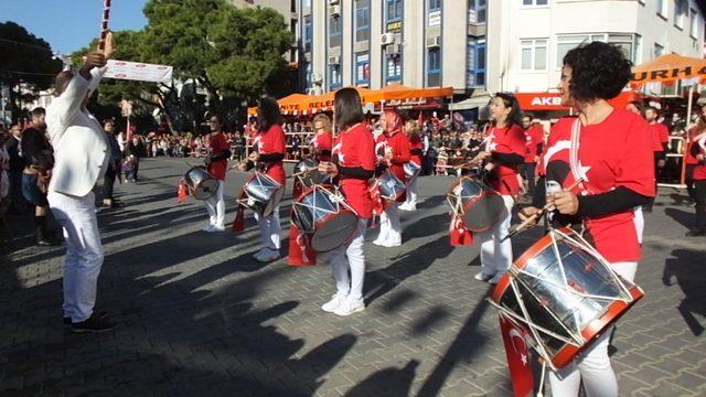 Öğretmenler bandosu ilk konserini verdi