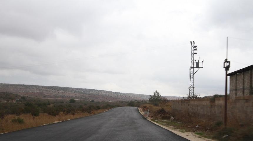 B&uuml;y&uuml;kşehir, 30 k&ouml;y&uuml;n kullandığı Bilek-Kamışlı yolunu yeniledi