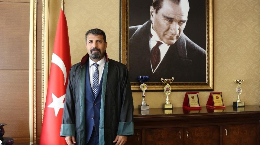 Yeşilboğaz: "Avukatlık kimliğimiz resmi kimlik h&uuml;km&uuml;ndedir"