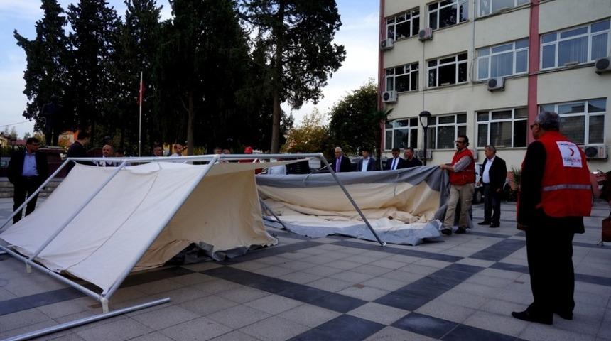 Fay kırıklarının &uuml;zerindeki Sarıg&ouml;l&rsquo;de &ccedil;adır kurma eğitimi