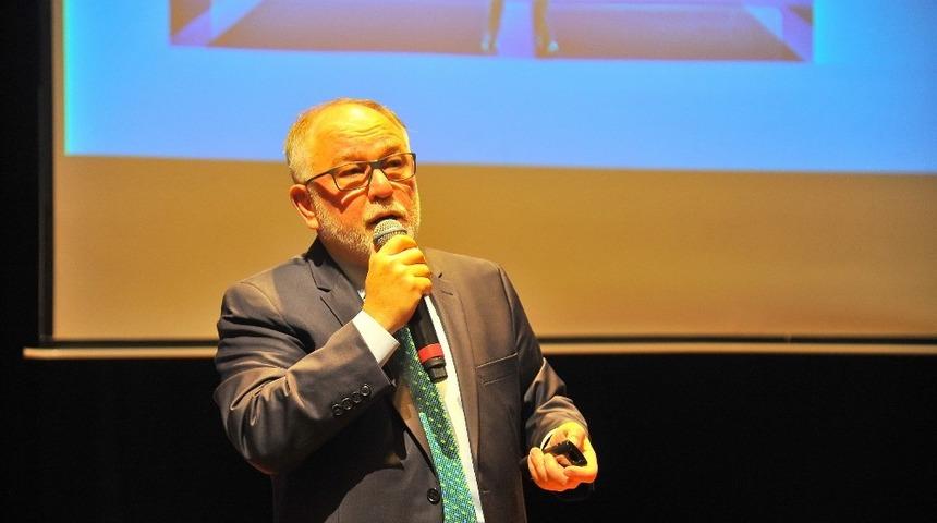 SA&Uuml;&rsquo;de &rsquo;M&uuml;hendislikte İş Hayatı ve Yansımaları&rsquo; konusu ele alındı