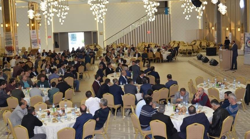 Eğitim Bir-Sen genel kurul öncesi delegelerle bir araya geldi